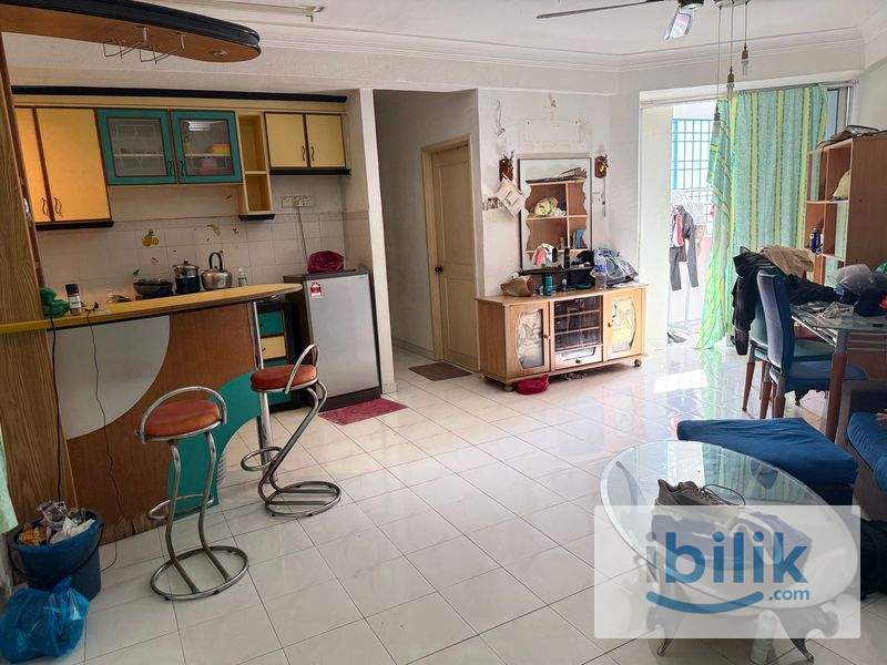 Master Room at Jade View (350m from USM) - Image 2