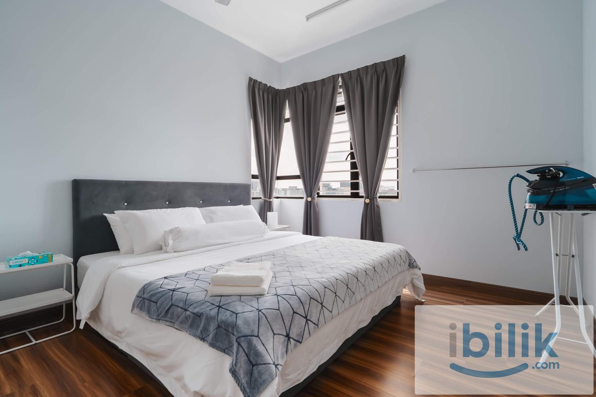 PREMIUM MASTER SUITE WITH MINIMALIST DESIGNS AT PRESINT 8, PUTRAJAYA FOR FEMALE PROFESSIONALS. - Image 1