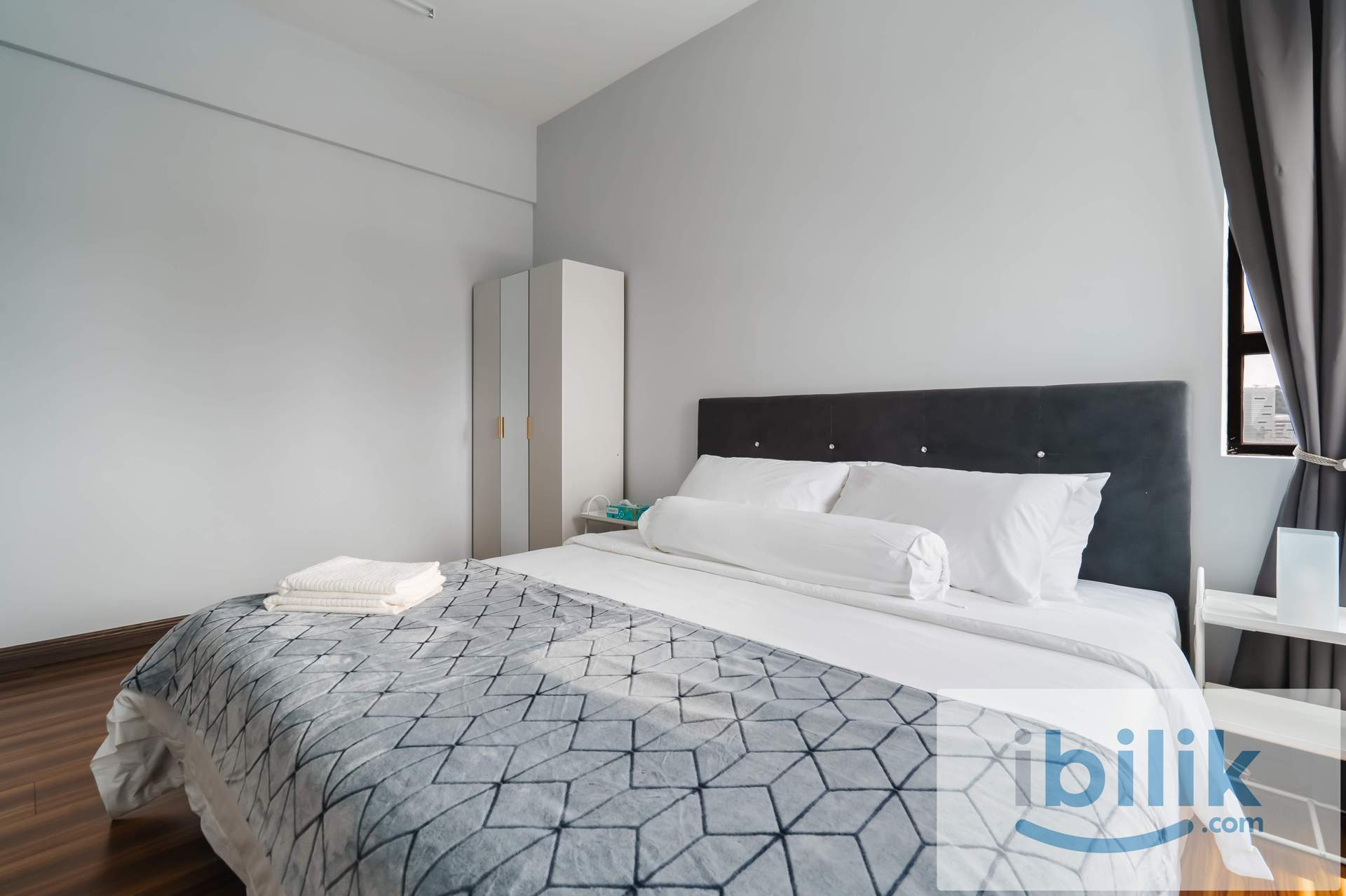 PREMIUM MASTER SUITE WITH MINIMALIST DESIGNS AT PRESINT 8, PUTRAJAYA FOR FEMALE PROFESSIONALS. - Image 5