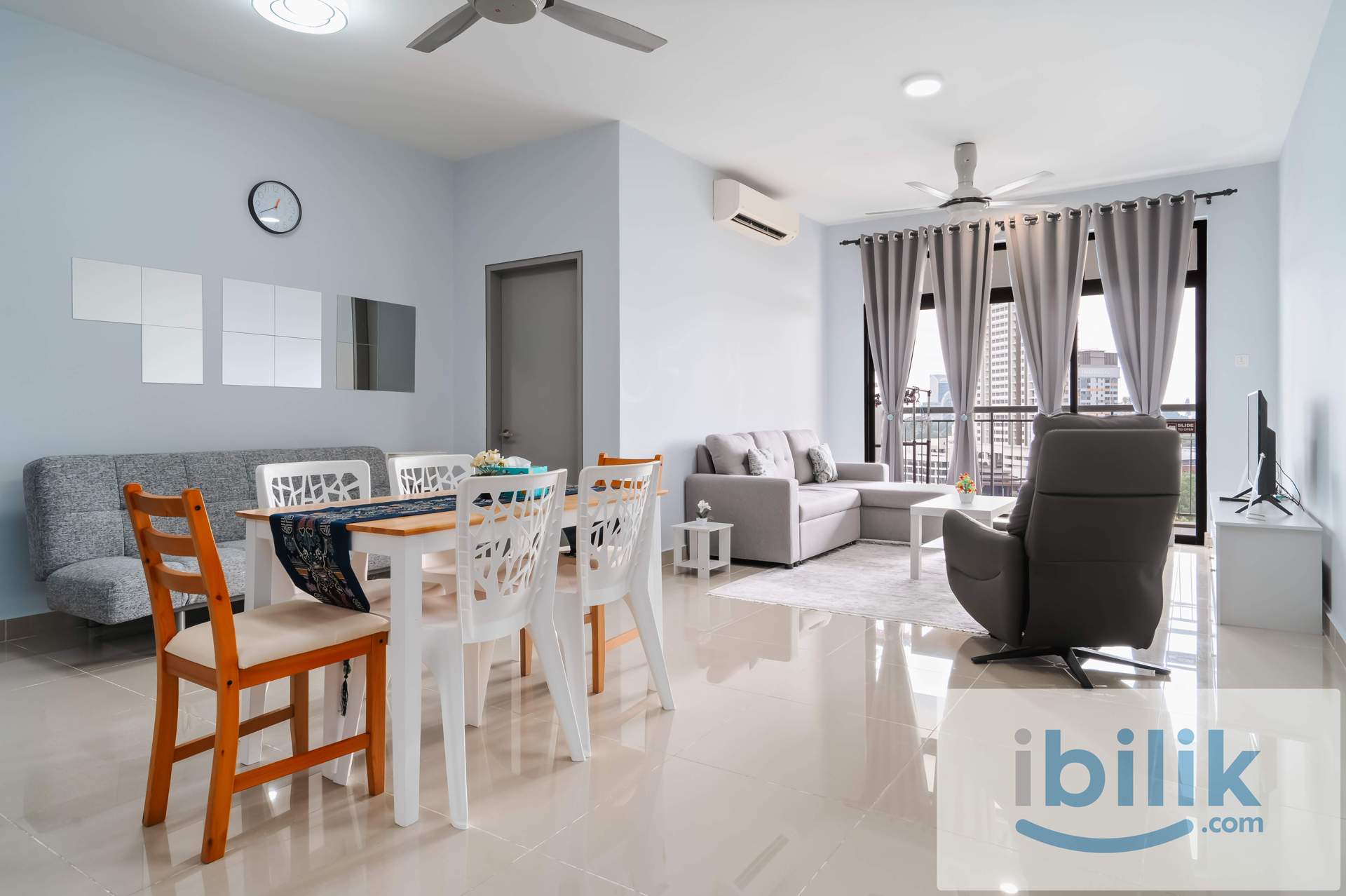 PREMIUM MASTER SUITE WITH MINIMALIST DESIGNS AT PRESINT 8, PUTRAJAYA FOR FEMALE PROFESSIONALS. - Image 7