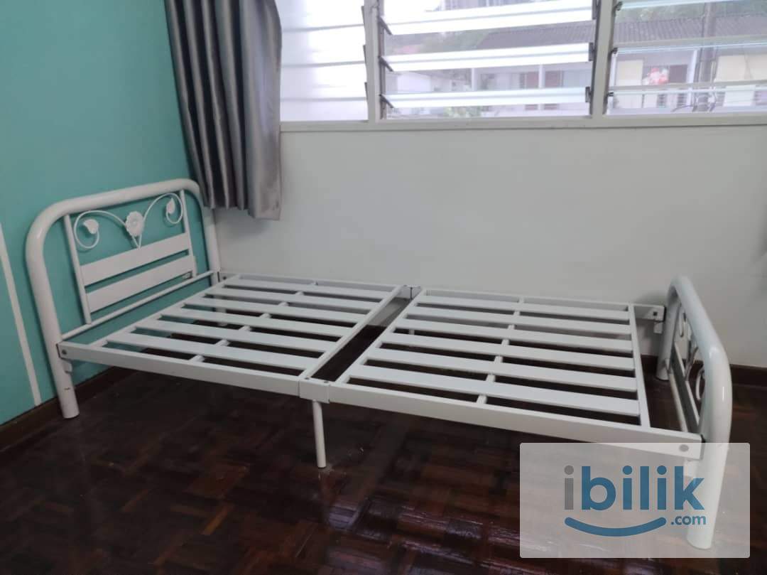 [500m walking to TARUMT] Clean Room at Permai Terrace House (Tanjung Bungah) - Image 2