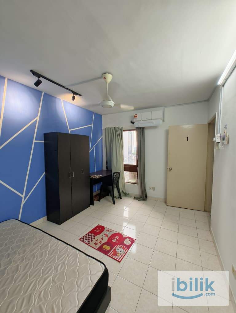 Private bath, Master room @Palm Spring, Damansara | Walk to Surian MRT Station🚶 - Image 6