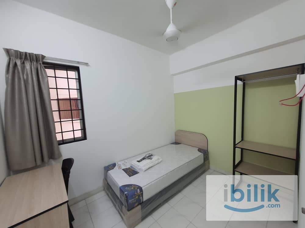 Single room @D'Aman Crimson, Ara Damansara | 5min walk LRT Lembah Subang🚶 - Image 1