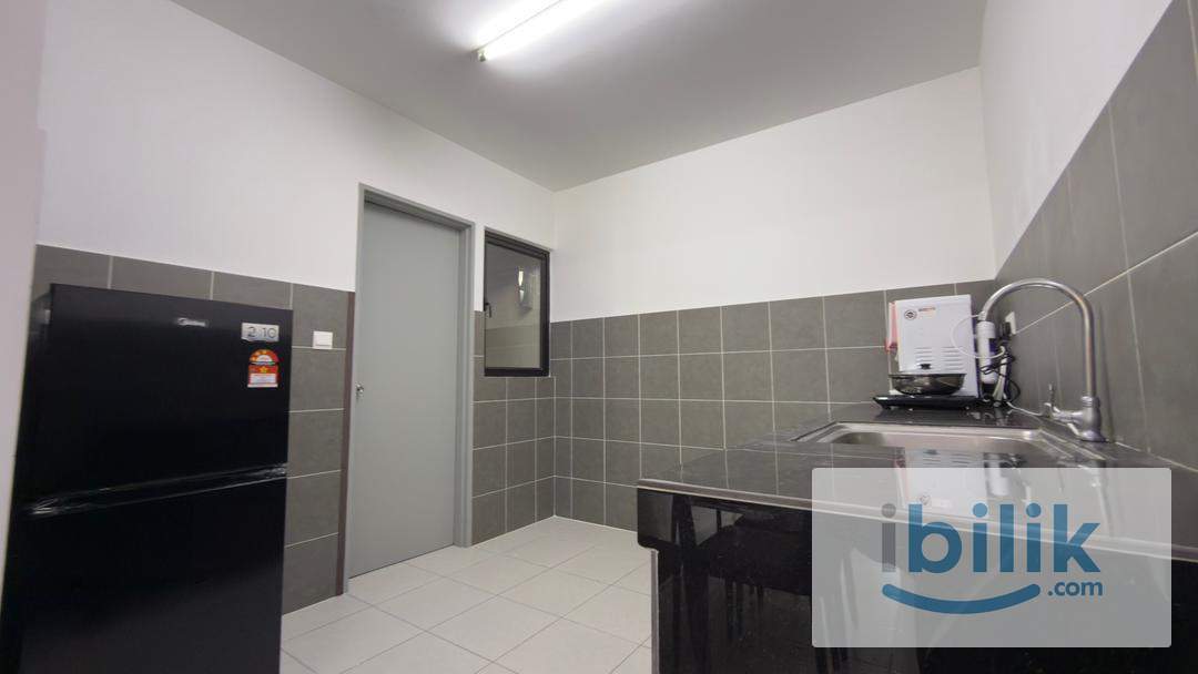 Female Middle room - Image 5