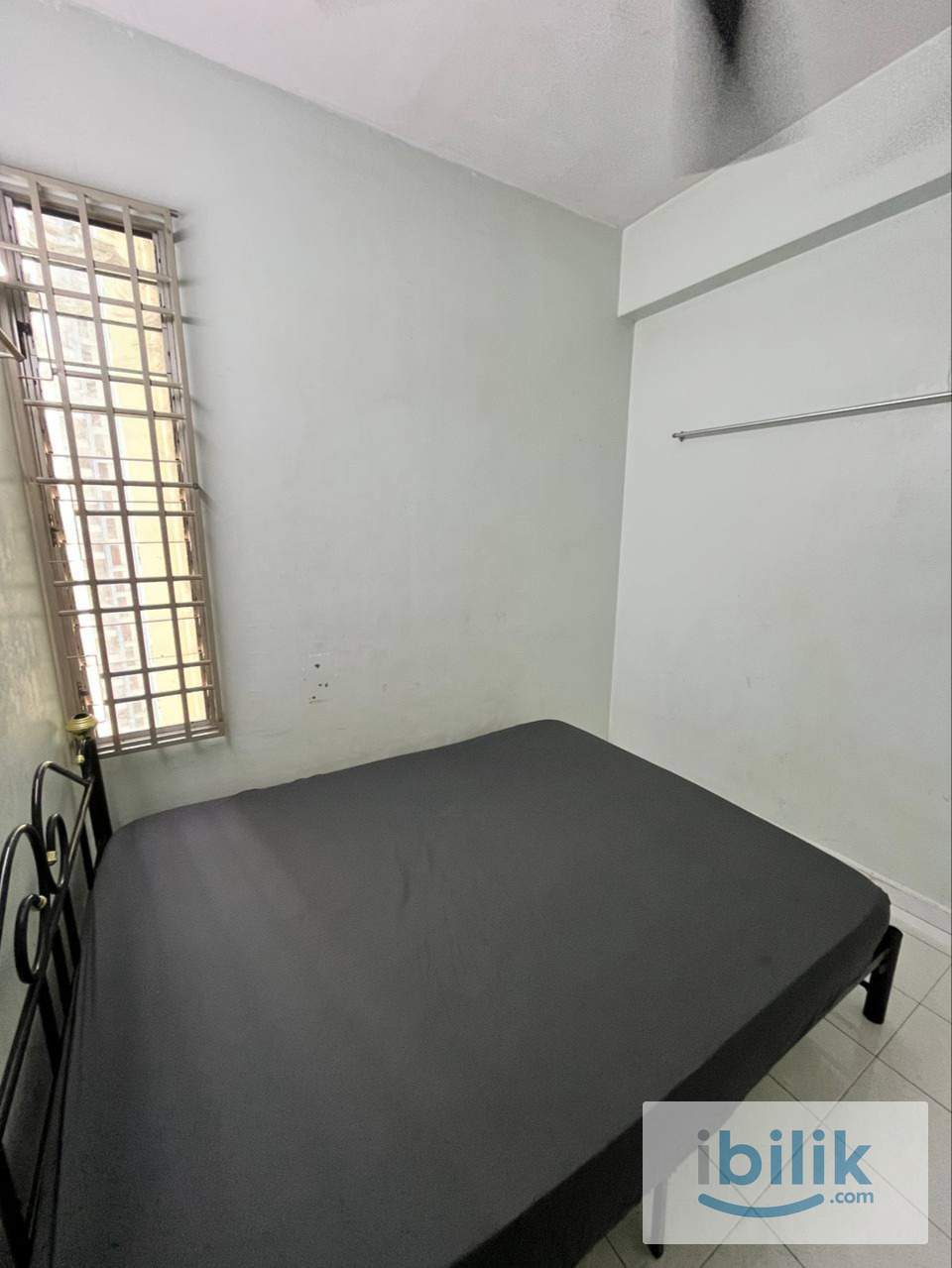 MIDDLE ROOM N-PARK CONDOMINIUM BATU UBAN - Image 4