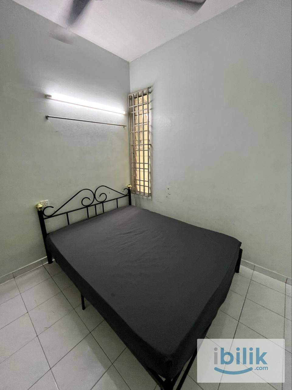 MIDDLE ROOM N-PARK CONDOMINIUM BATU UBAN - Image 5
