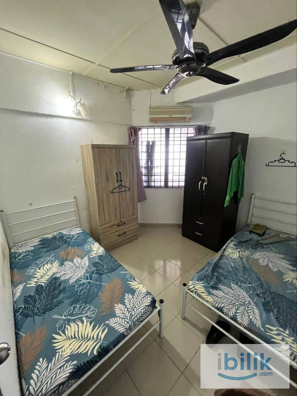 MASTER BEDROOM TAMAN PEKAKA SUNGAI DUA - Image 4