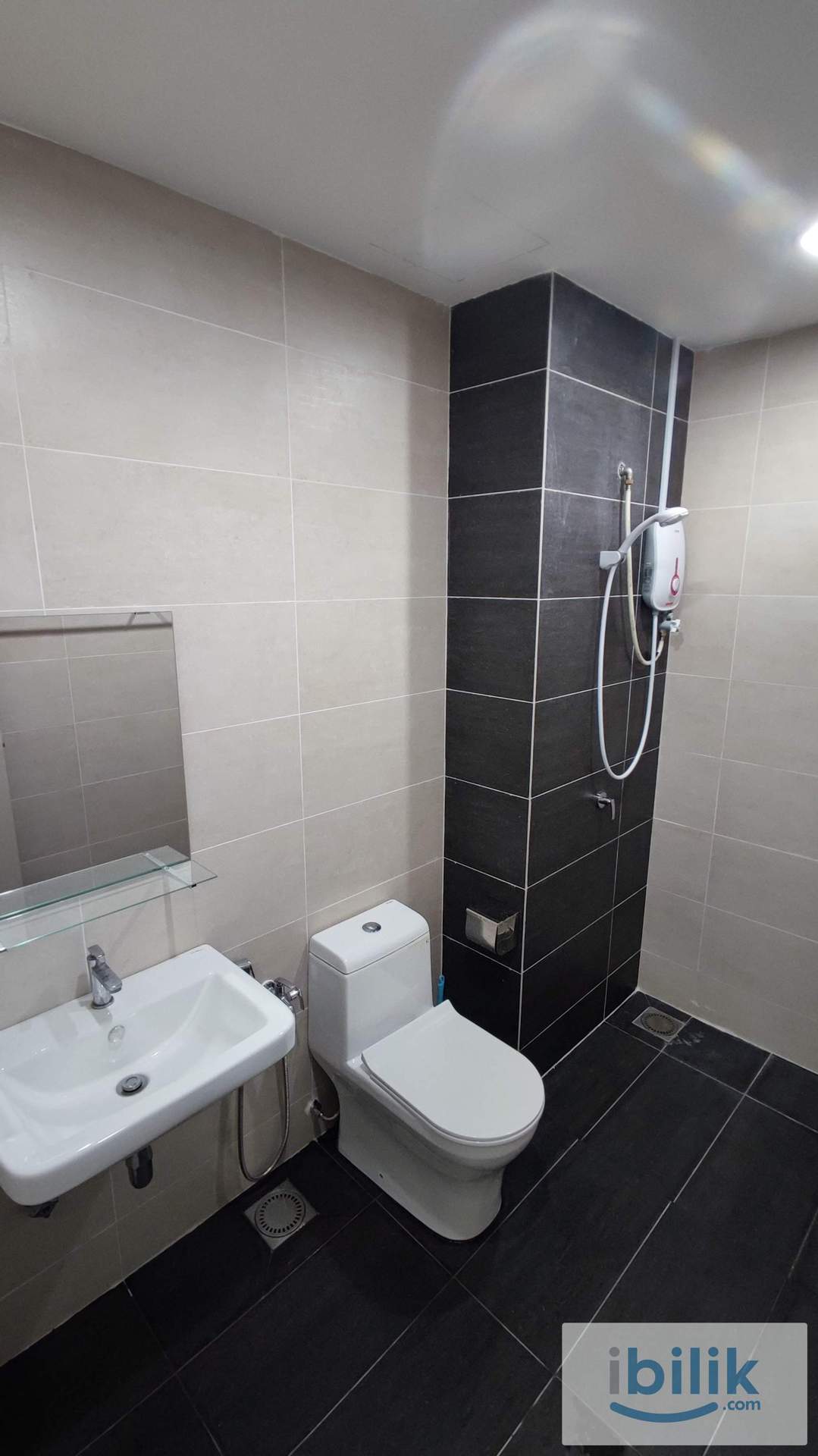 ⭐Master Room for Rent — Private Ensuite Bathroom, Fully Furnished at Pinnacle Sri Petaling - Image 3