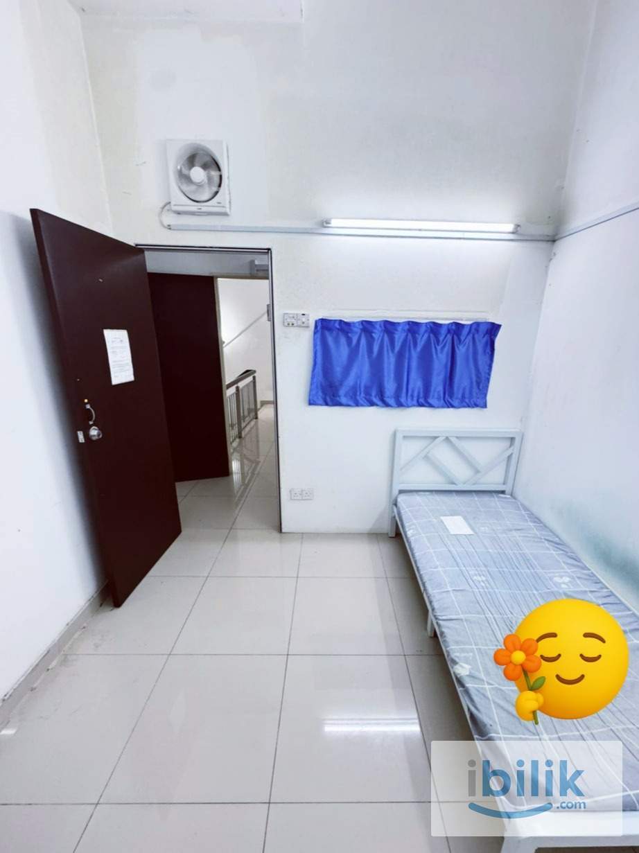 🏡 𝐍𝐄𝐖𝐋𝐘 𝐏𝐀𝐈𝐍𝐓𝐄𝐃 𝐑𝐎𝐎𝐌 𝐅𝐎𝐑 𝐑𝐄𝐍𝐓 @ 𝐒𝐄𝐓𝐈𝐀 𝐀𝐋𝐀𝐌 - Image 1