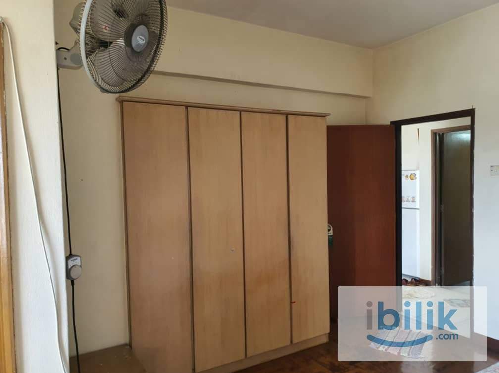 Master Bedroom - Image 2