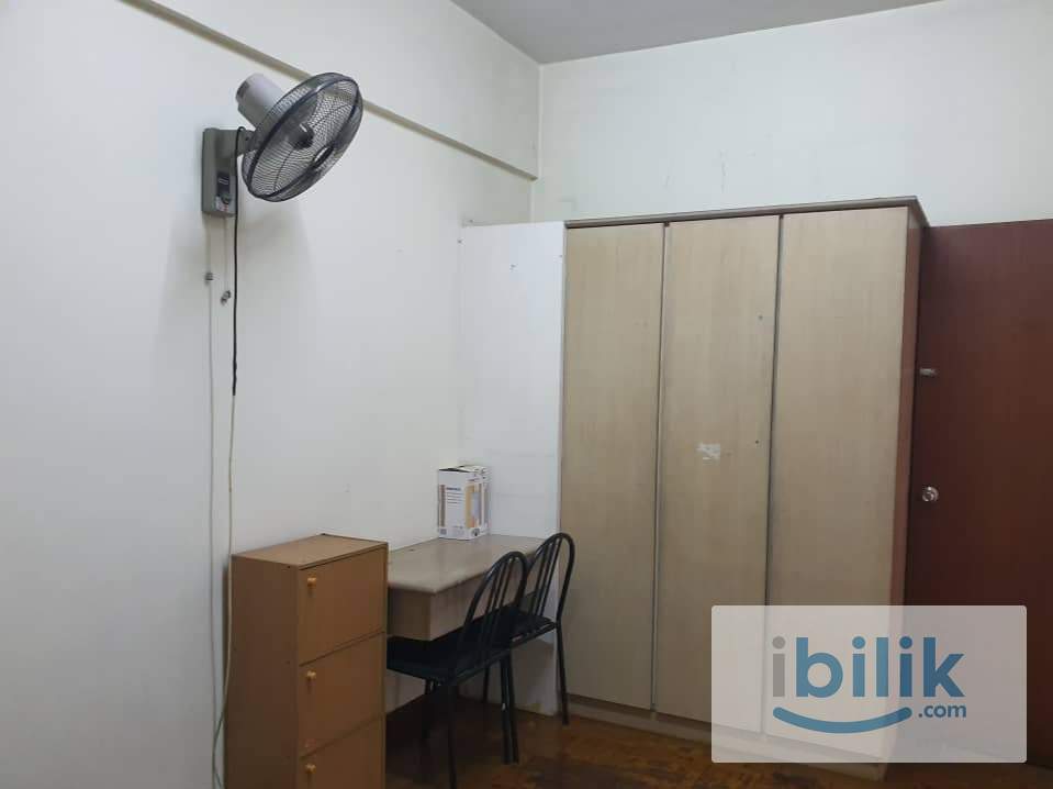 Middle room - Image 2