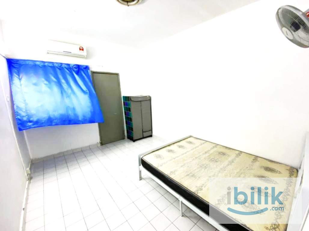 350m walk to One Utama @Middle room to rent - Image 2