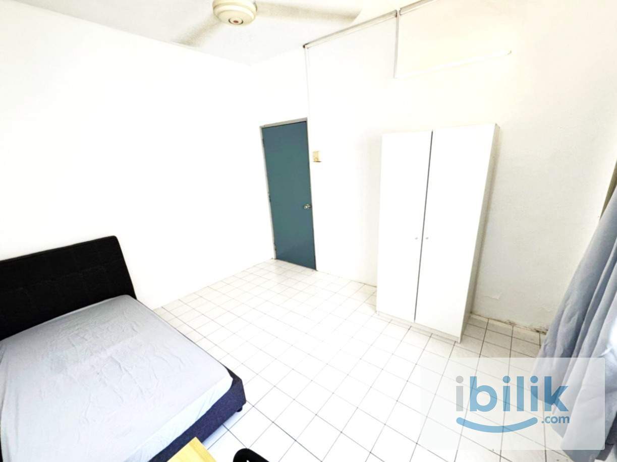 Fully Furnished Middle room @Bandar Utama - Image 1