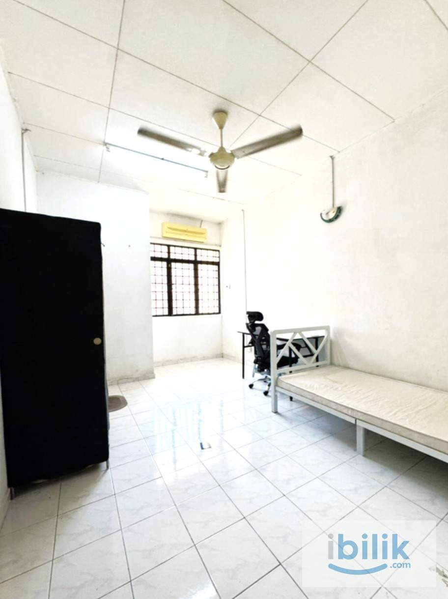 🏠5 mins drive to One Utama Mall @Room Available For Rent 🏠 - Image 2