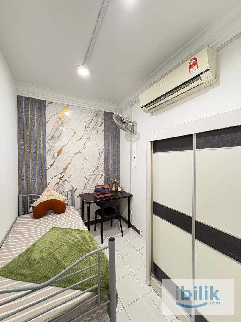 Zero Deposit Medium Room for rent at Bistari Condominium - Image 1