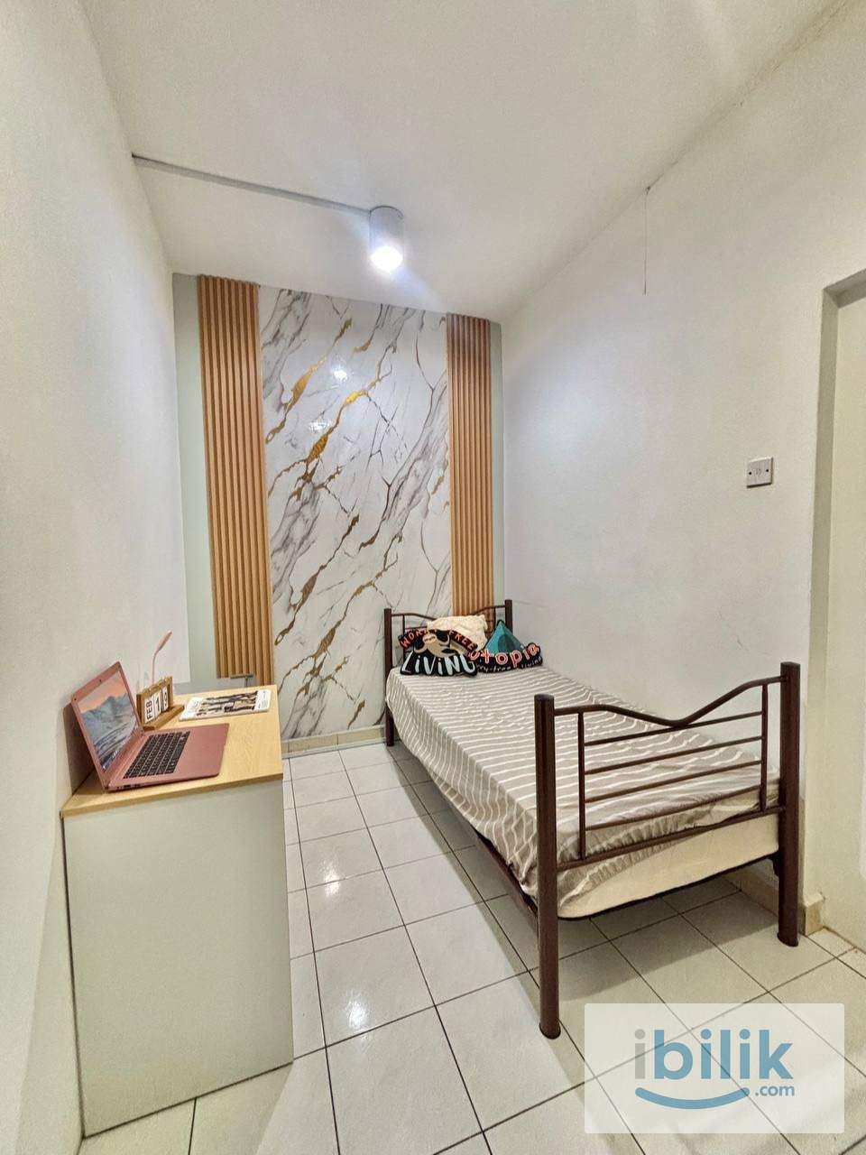 Budget-friendly Single Room @ Bistari Condo | 5 mins Walk to LRT PWT/Sunway Putra Mall - Image 2