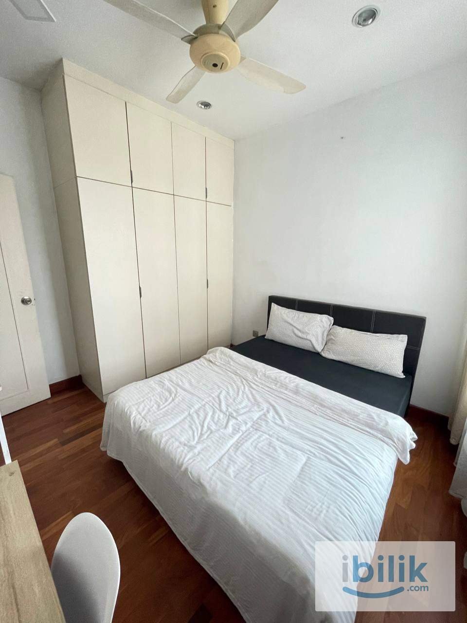 Cozy Master Room for 2 pax | Zero Deposit | Walking distance to Ampang Park LRT - Image 3