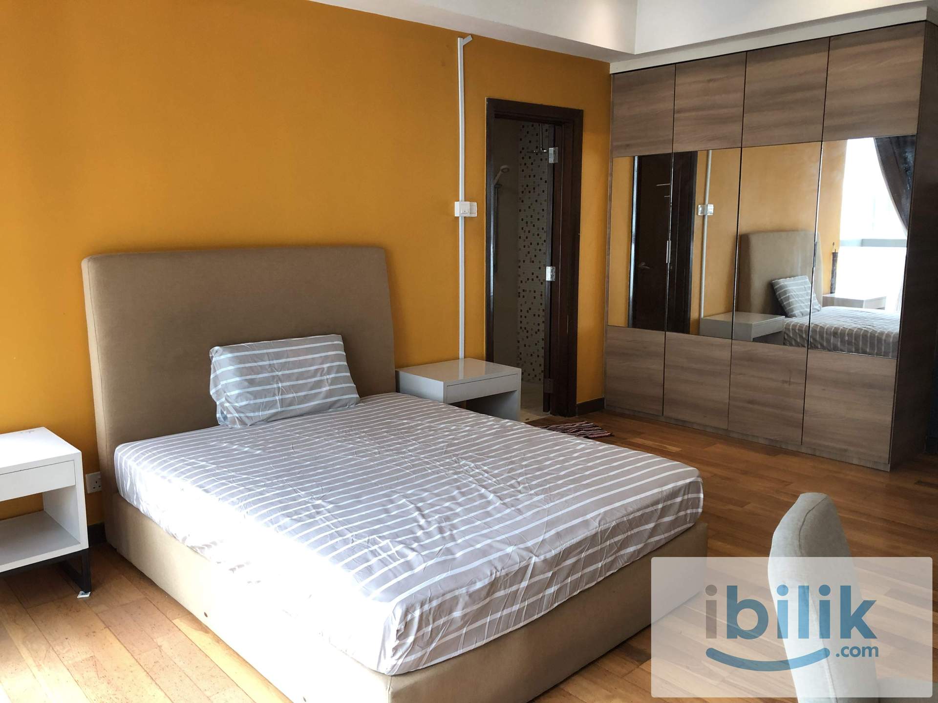 Zero Deposit Master Room for rent at Regalia - Image 2