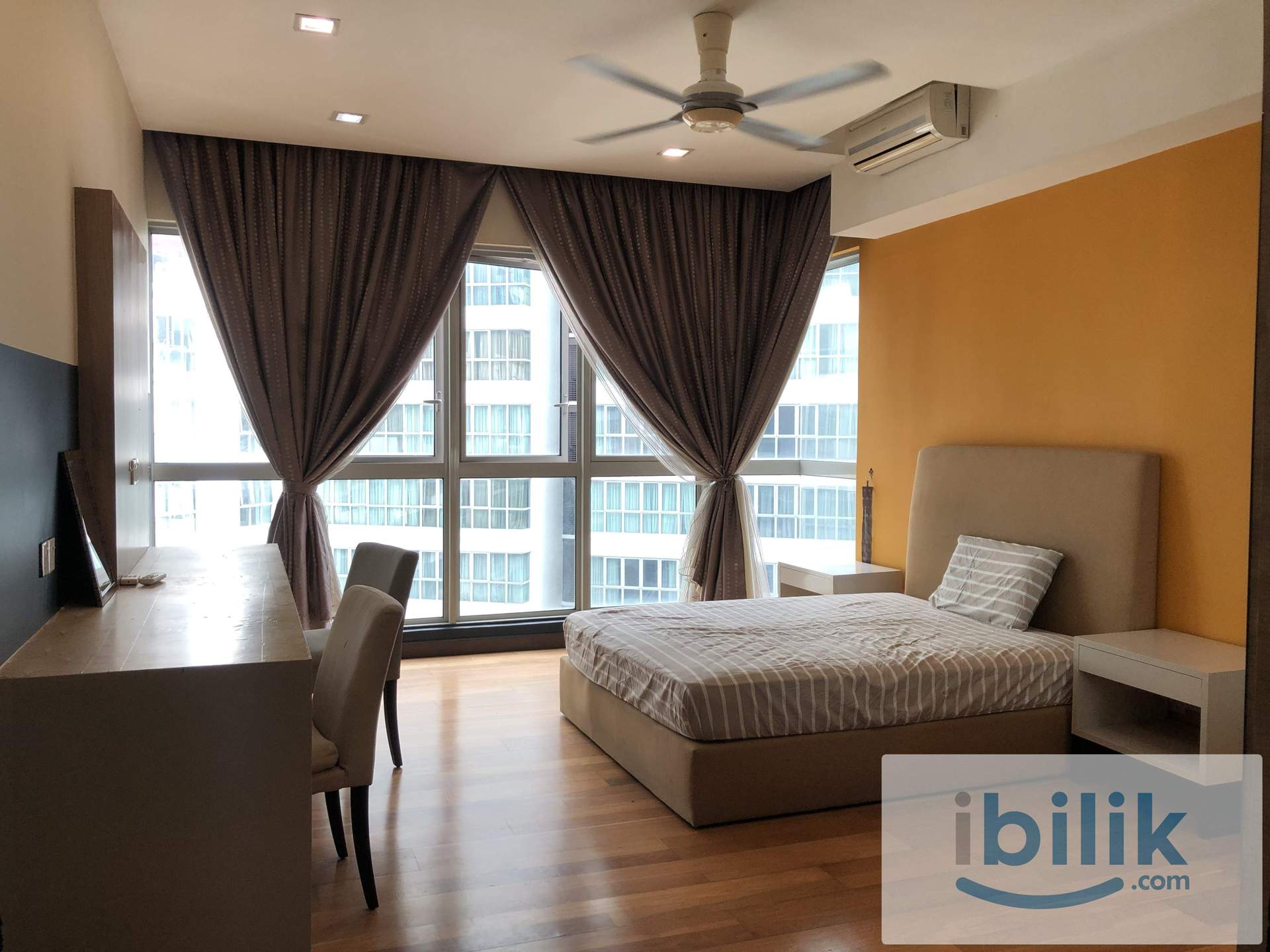 Zero Deposit Master Room for rent at Regalia - Image 1