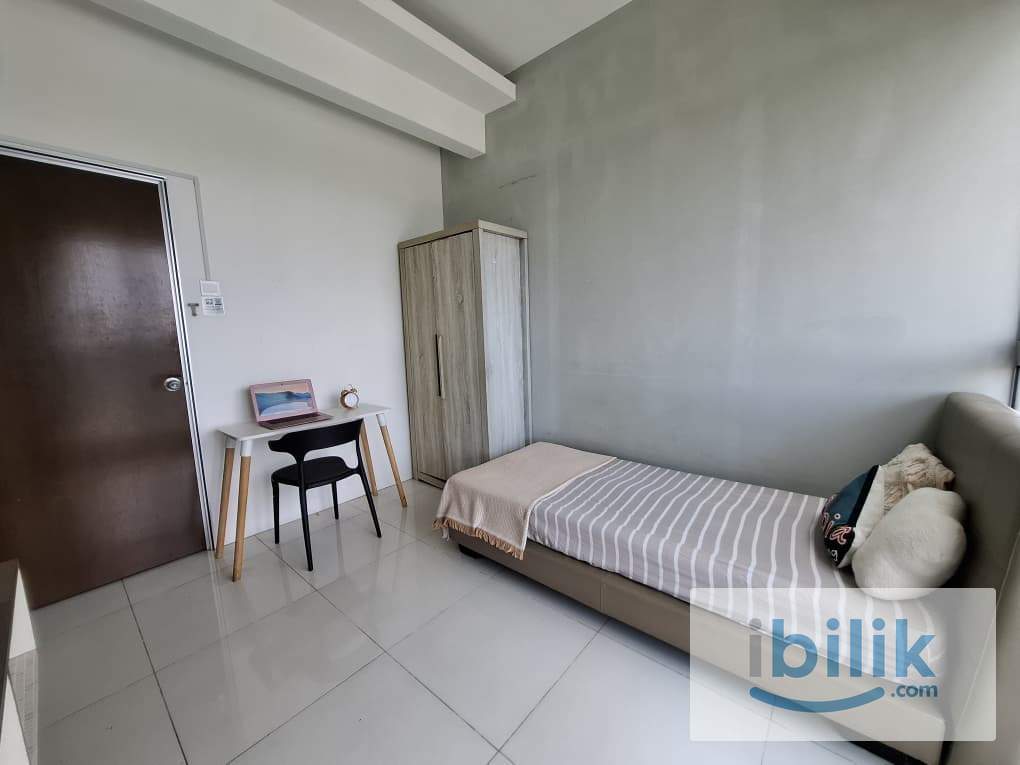 Zero Deposit Medium Room for rent at Regalia - Image 5