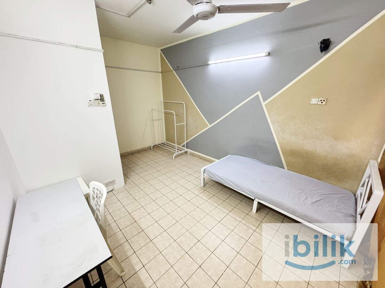 🏠 [NO DEPOSIT] Medium Room @ Bandar Utama 🚗10 mins drive to 1 Utama Shopping Centre, The Starling Mall, Centrepoint - Image 1
