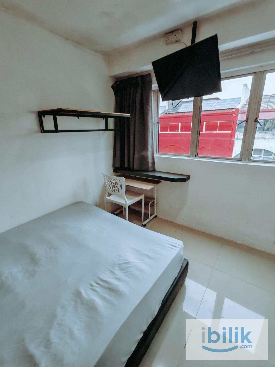 🔊0 DEPOSIT 🏨✨ Medium Room with Private Bath @ Kelana Jaya near Giant Hypermarket, Paradigm Mall - Image 1