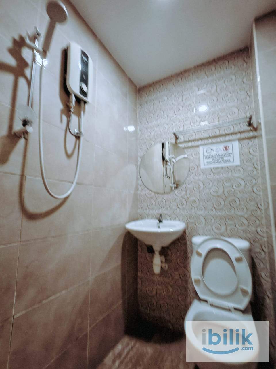 🔑 1 Month Deposit Only !! Room with Private Bathroom 🛀 near Sungei Wang, Times Square, Plaza Low Yat 🛒 - Image 3