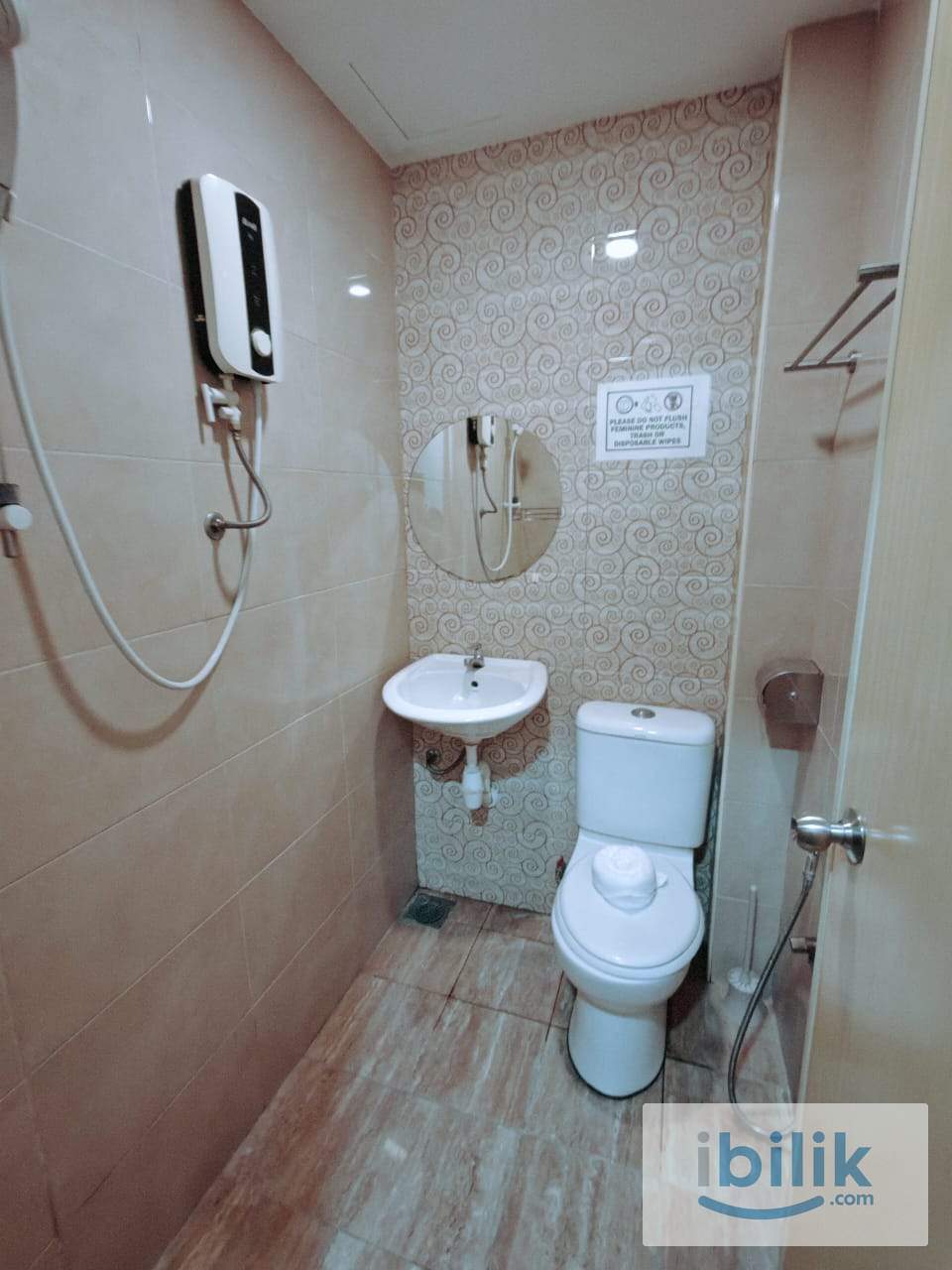 🥳 0 Deposit Available !! Room with Private Bathroom 🛀 10-15 min walk to Times Square, Lot 10, Sungei Wang 🛒 - Image 2