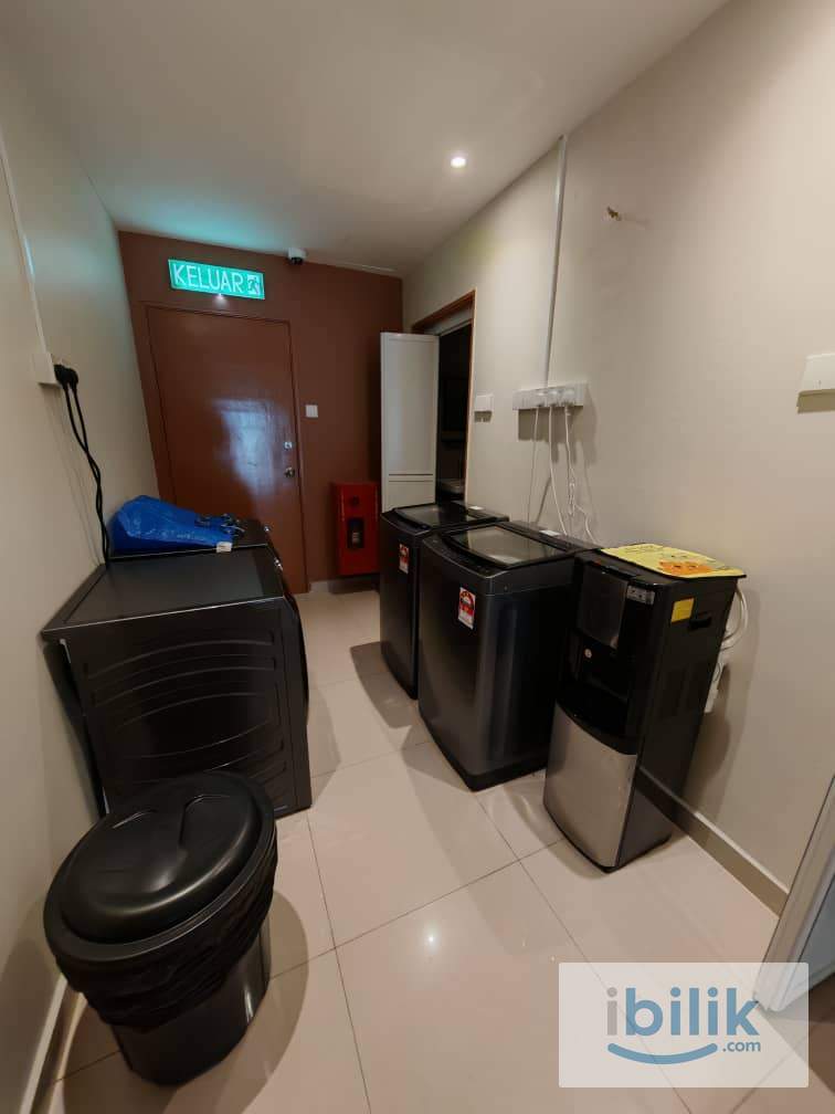 🔥No Deposit 🚆5 Min Walk to Monorail & MRT Bukit Bintang 🛍️5min walk to Sungei Wang, Times Square 🏢Room w/ Private Toilet - Image 3