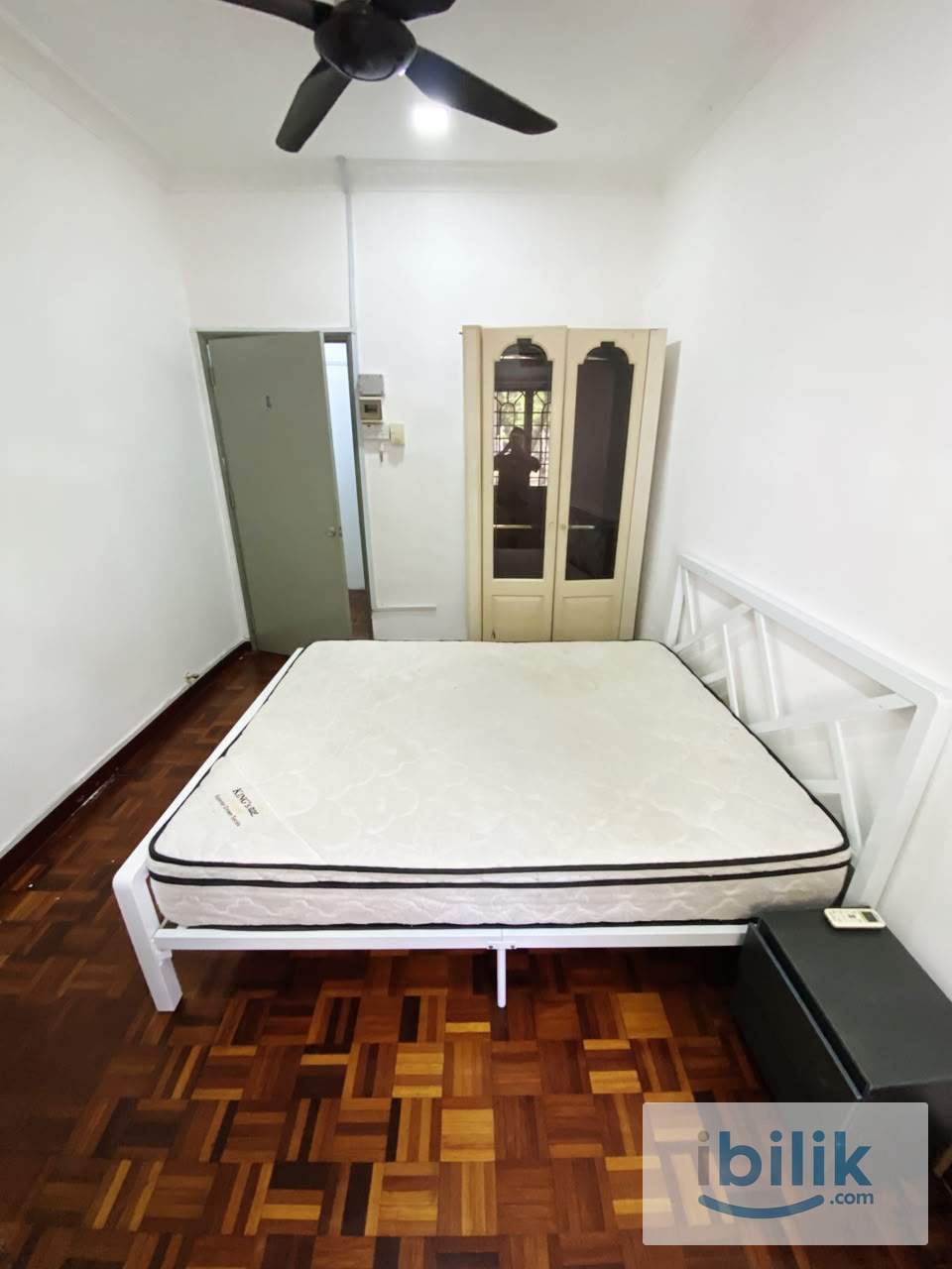 🏠 1 Month Low DEPOSIT! Medium Room @ Bandar Utama | 5-10 min drive 🚗 to 1 Utama, IKEA, IPC, Centrepoint 🛍️ - Image 1