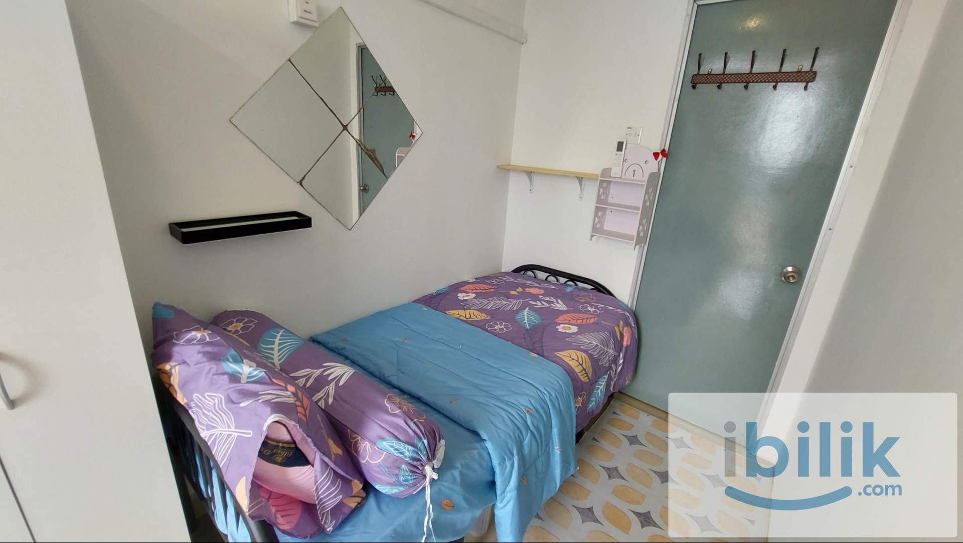 Single Room Non Sharing Room Fully Furnished Near MSU - Image 2