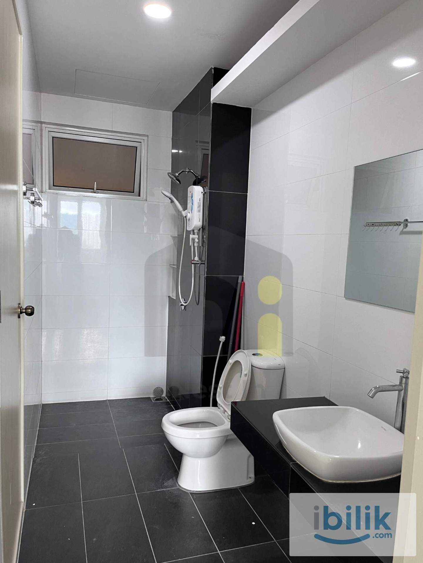 Master Room on Bayan Lepas - Image 3
