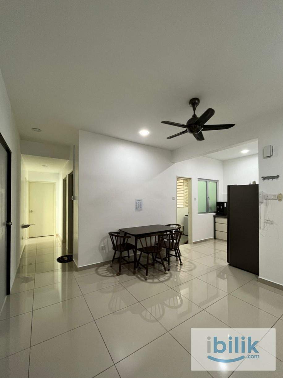 Medium Room - Image 3