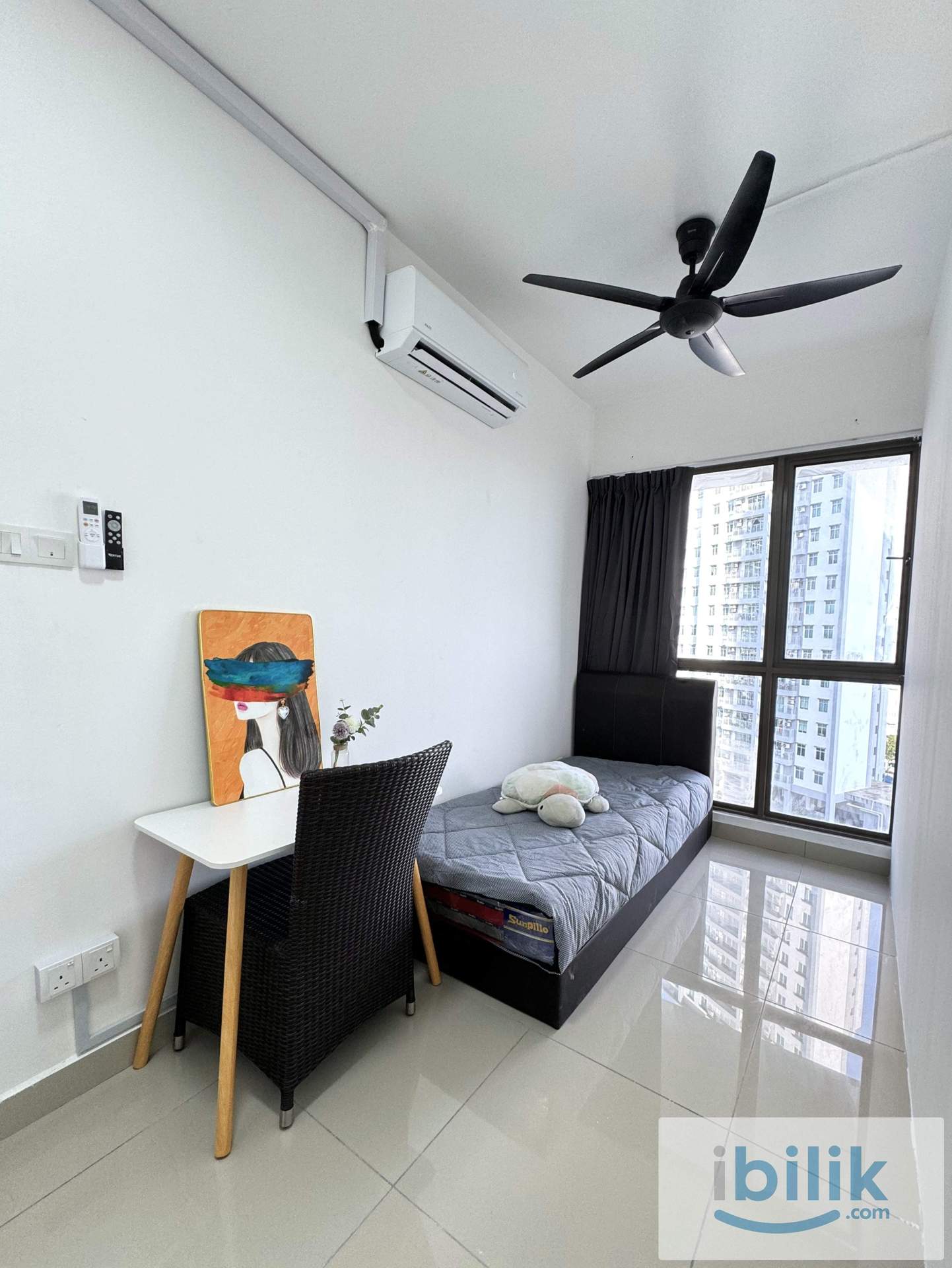 Single Room on Sungai Ara - Image 1