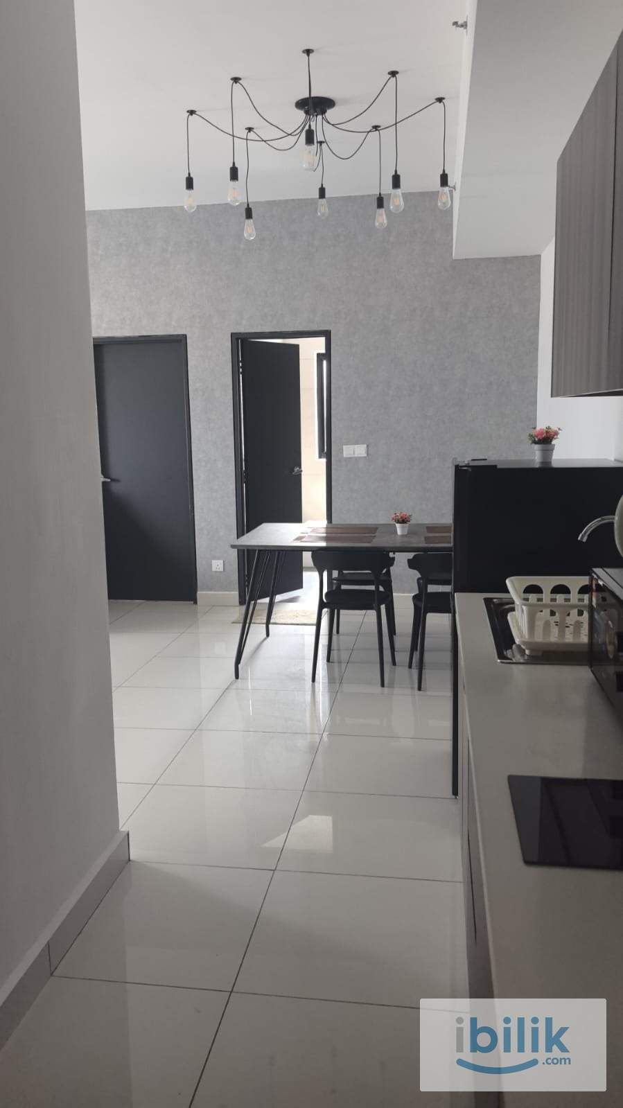 studio house - Image 2