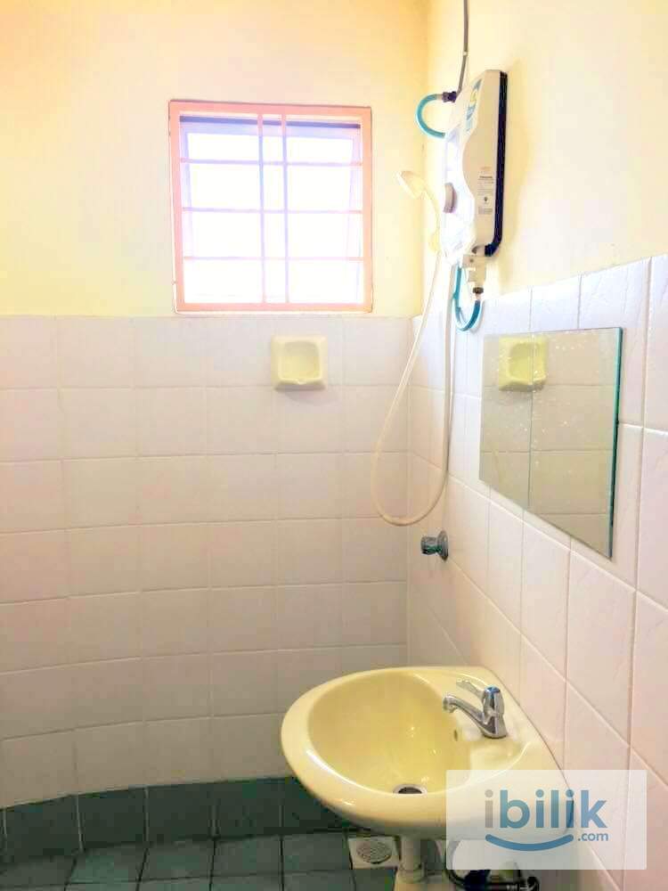 BILIK SEWA PEREMPUAN MELAYU  - Image 3