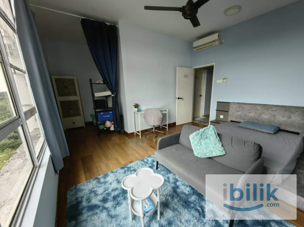Bukit Indah Big Master bedroom for rent - Image 2