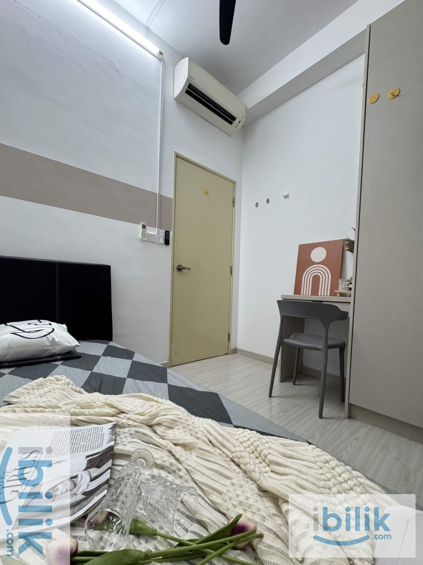 NO DEPO❌❌ Girls Unit💜The Hamilton| Last SMALL ROOM | 500M to LRT 😆LRT LINK BRIDGE | Fully furnished AC ROOM💯  - Image 3