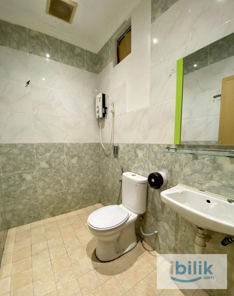 Promo CNY‼️3mins🚶🏼‍♂Bus Station⭐️LRT Sri Rampai⭐️ Room with 🚽 Wangsa Maju Melawati - Image 3