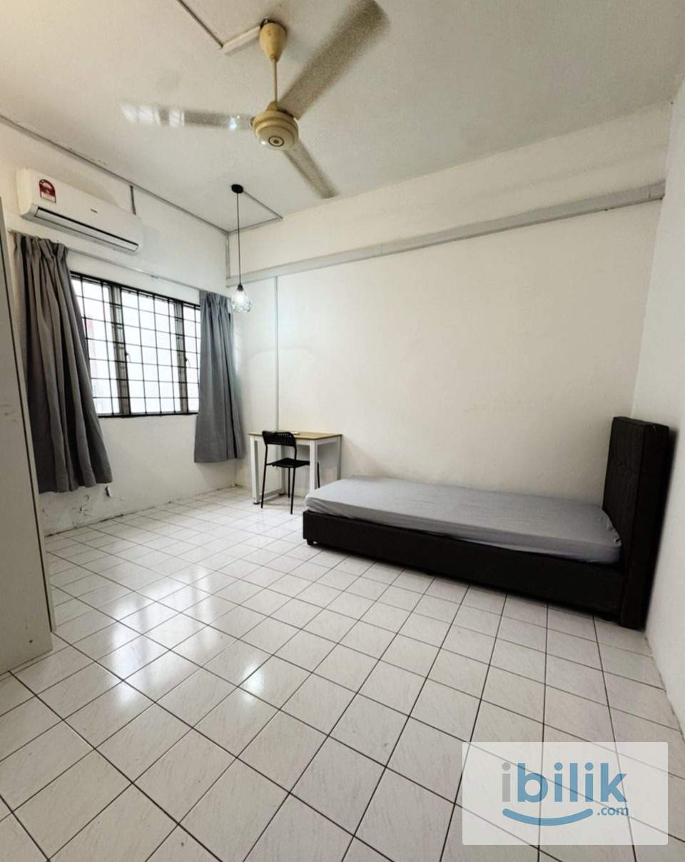 😍LOW DEPOSIT😍BANDAR UTAMA PETALING JAYA MIDDLE AIRCOND ROOM FOR RENT🏠NEARBY CENTRE POINT ,MING TIEN FOOD COURT ,NKVE - Image 2