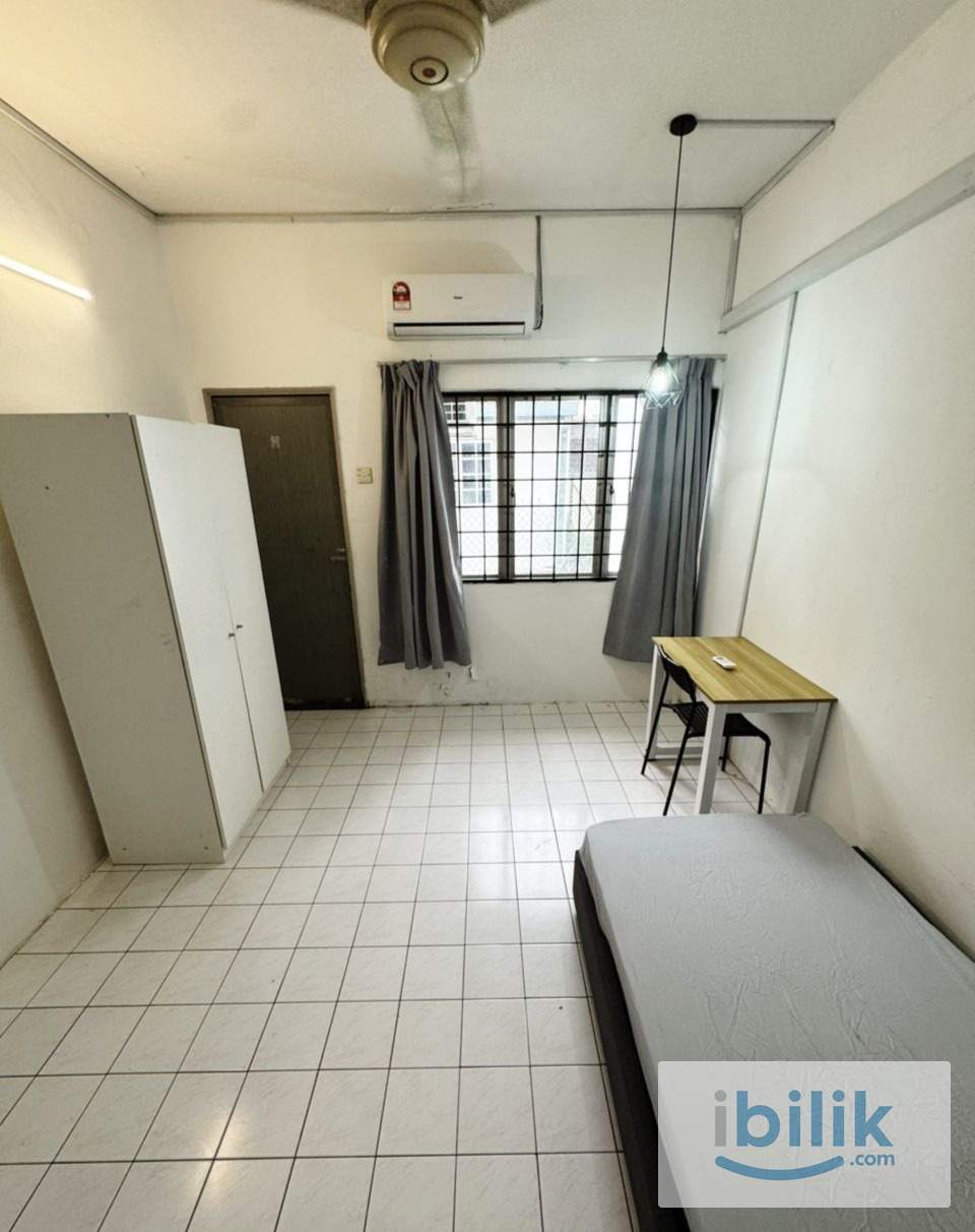 😍LOW DEPOSIT😍BANDAR UTAMA PETALING JAYA MIDDLE AIRCOND ROOM FOR RENT🏠NEARBY CENTRE POINT ,MING TIEN FOOD COURT ,NKVE - Image 3