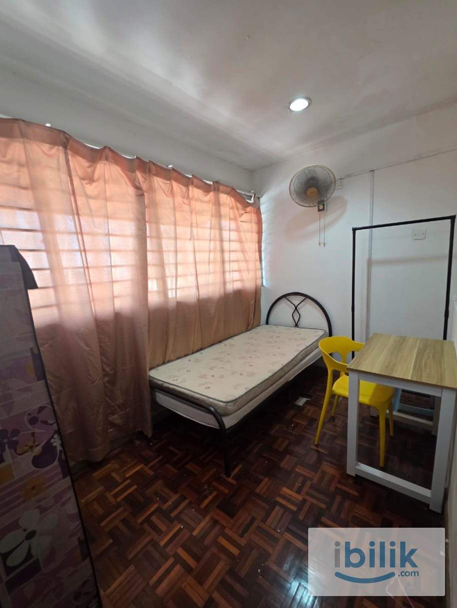 🚈✨ SS24 Middle Room • WiFi Ready • Low Depo • Near LRT Kelana Jaya! - Image 1