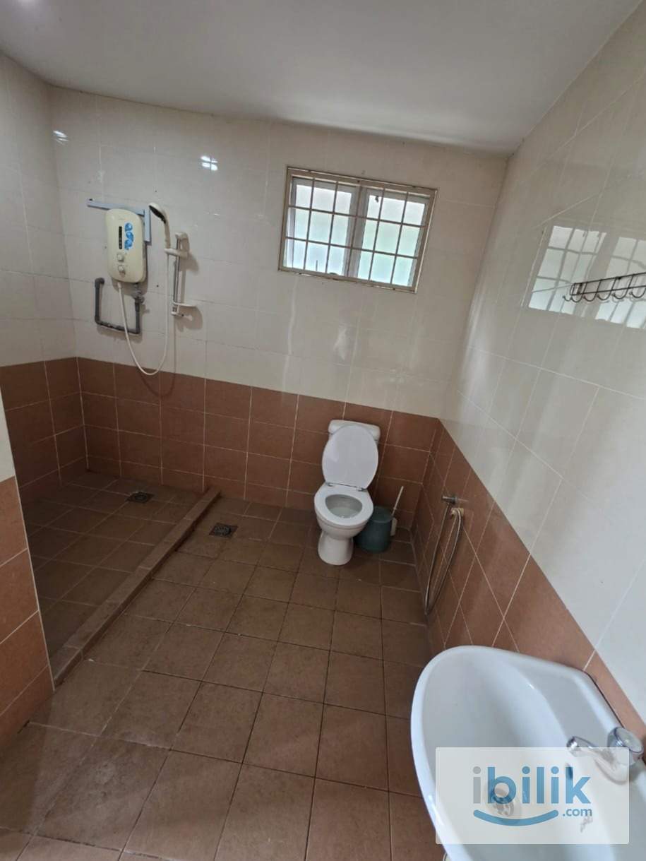🚈✨ SS24 Middle Room • WiFi Ready • Low Depo • Near LRT Kelana Jaya! - Image 2