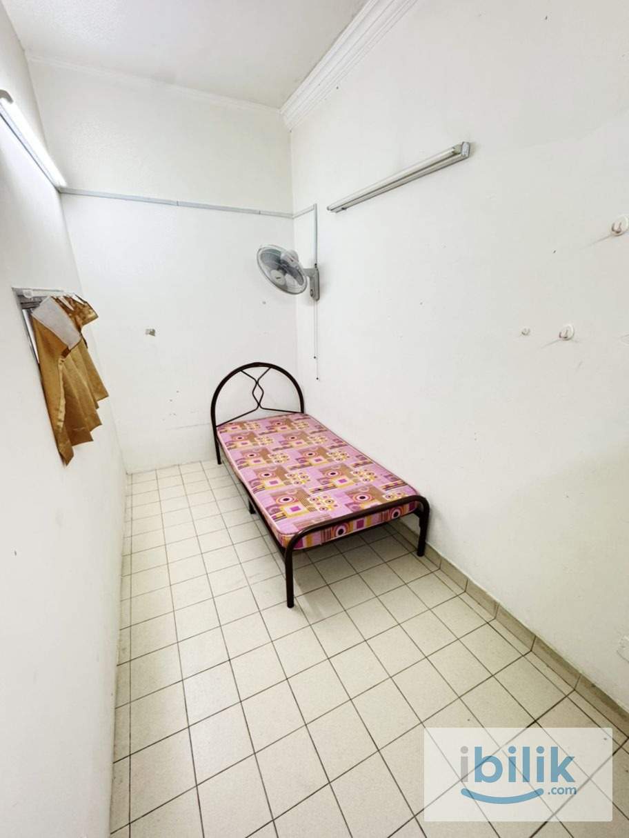 ‼️LOW DEPOSIT‼️BANDAR UTAMA PETALING JAYA MIDDLE ROOM FOR RENT🏡NEARBY ONE UTAMA 、MRT🚊🚊🚊 - Image 3