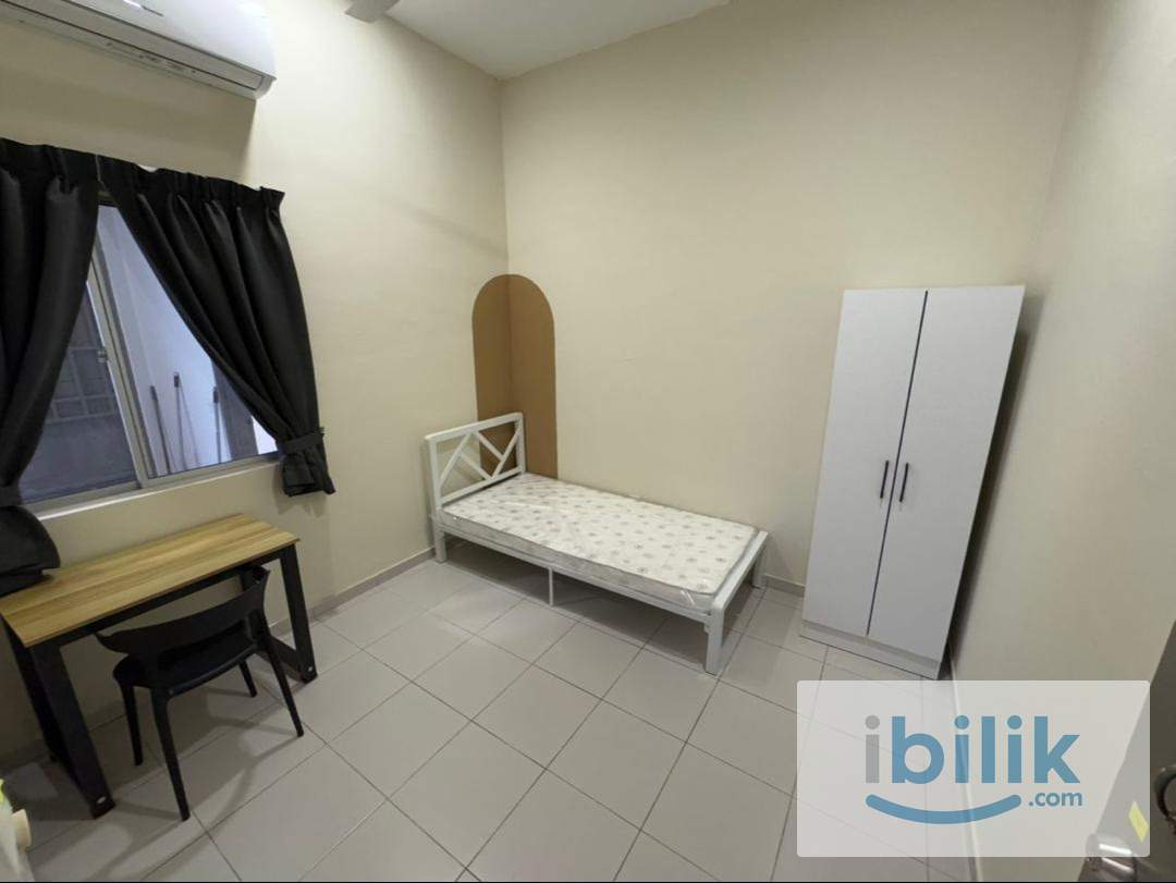 FEMALE ONLY💥LOW DEPOSIT💥SETIA ALAM KLANG SPACIOUS MIDDLE ROOM FOR RENT🔥NEARBY SETIA CITY MALL , TAIPAN , KOSSAN , NIH 🎏🎏 - Image 3