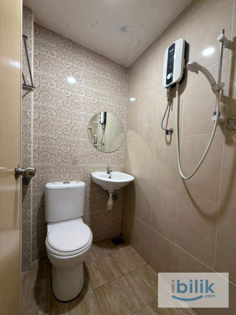 Near MRT Merdeka🌟PUDU, MASTER ROOM TO RENT IN PALOMA INN, ZERO DEPOSIT😍🎈 - Image 2