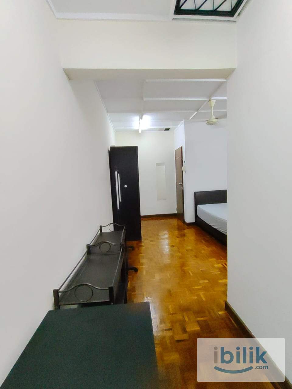 🔥LOW DEPOSIT🔥SS24 PETALING JAYA MIDDLE ROOM FOR RENT🤩🤩Walking Distance To KELANA JAYA LRT STATION🚂🚂🚂 - Image 2