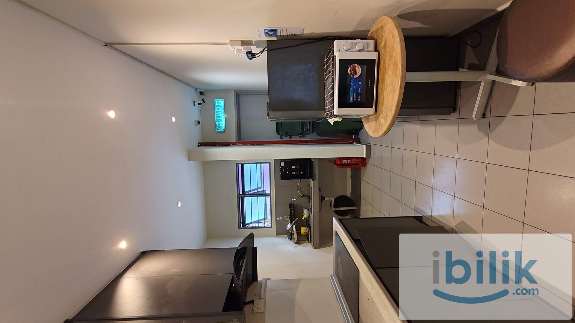 IMMEDIATELY MOVE‼️🚶 5 min walk – Southgate Commercial Centre 🚶 10–15 min walk – Chan Sow Lin LRT / MRT - Image 4