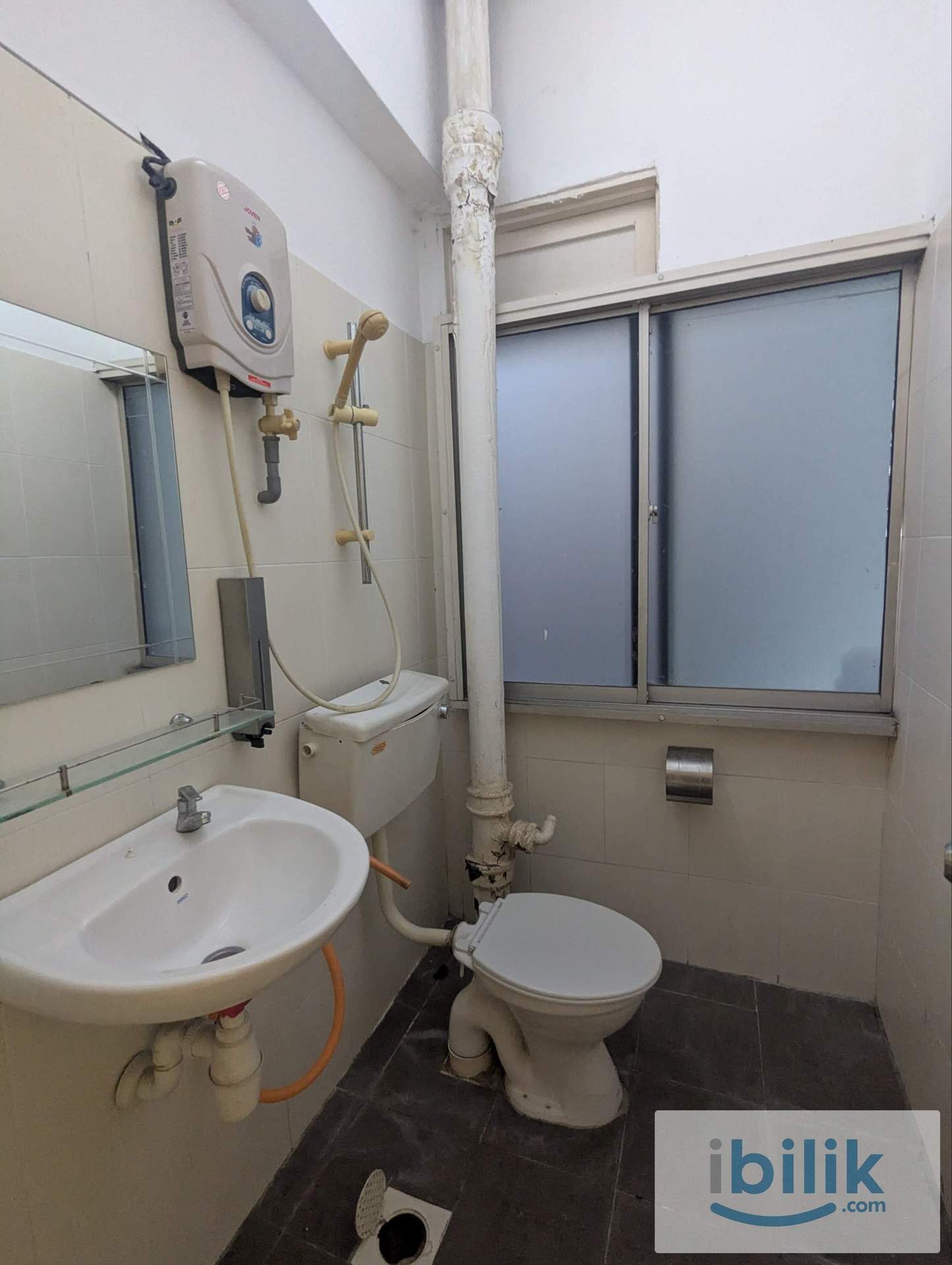 👉Door Step to MRT, Monorail, restaurants✔ Zero Deposit package - Image 3