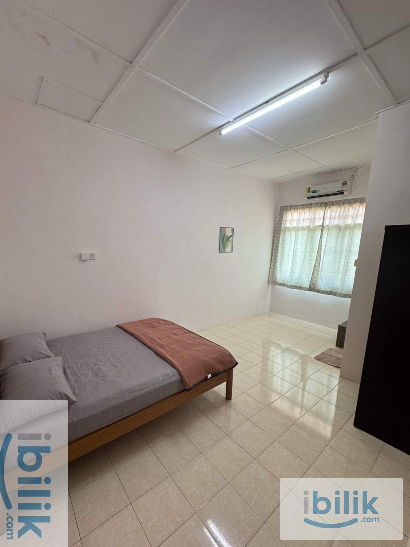 Middle Room To Rent (Ladies Only)  - Image 2